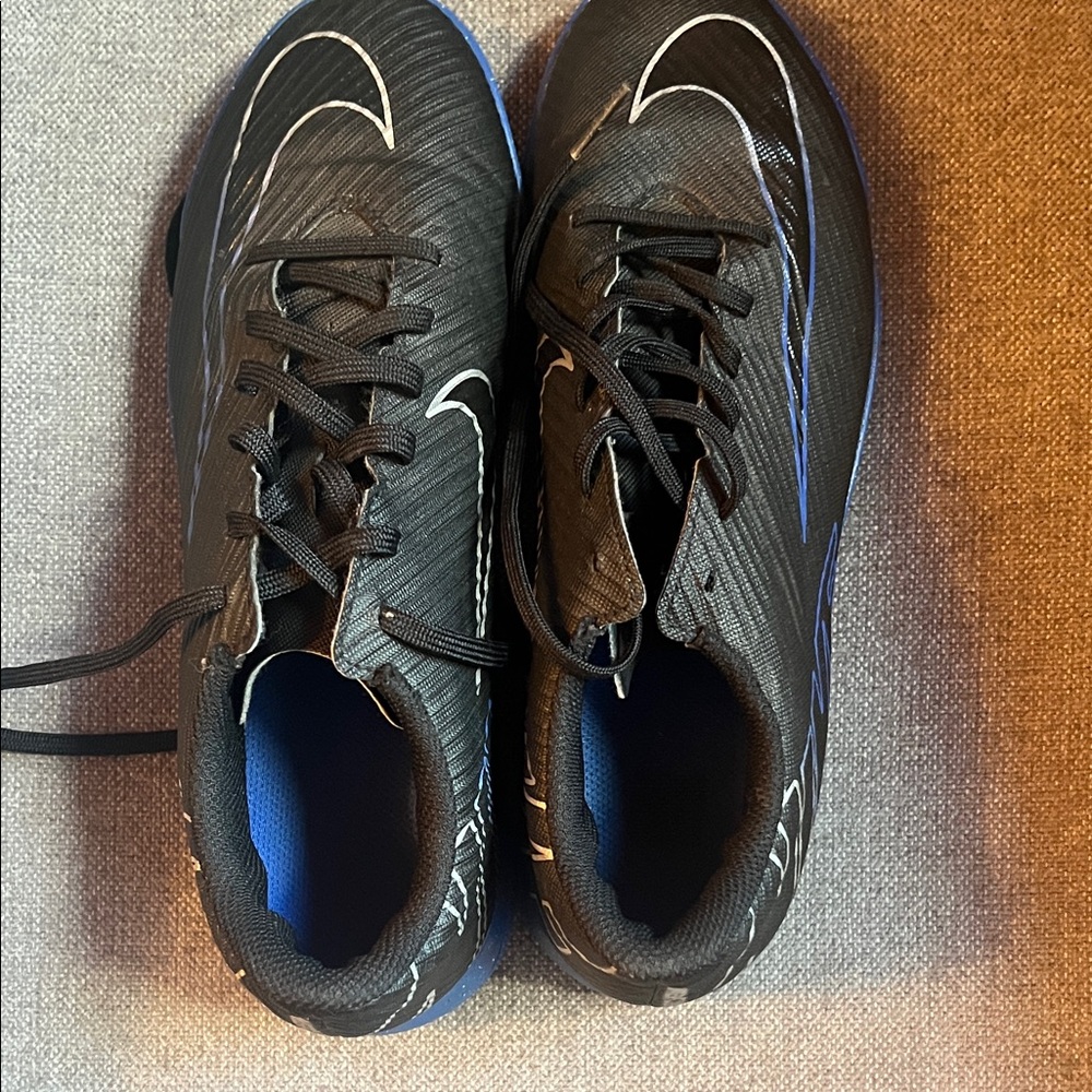 Nike Mercurial Black and Blue Kids Soccer Turf Shoes- great condition. Size 6.5